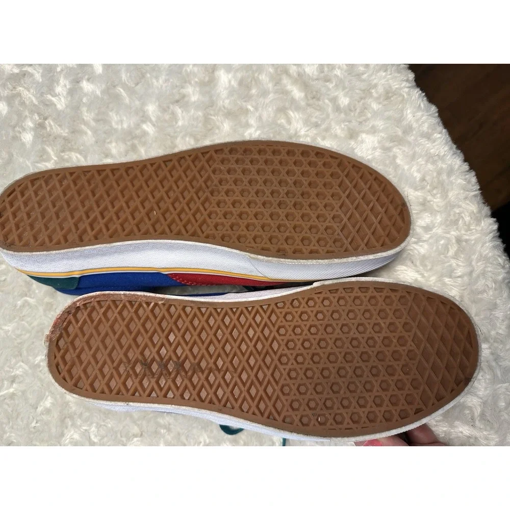 VANS Men's Low Top Lace-Up Sneakers Colorblock Red/Blue/Green Rubber Sole